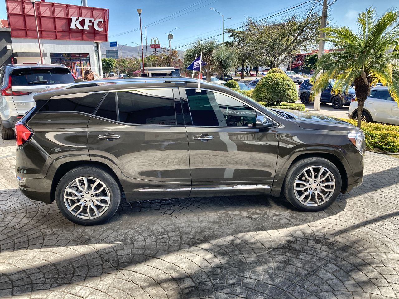 2023 GMC Terrain 1.5 Denali At