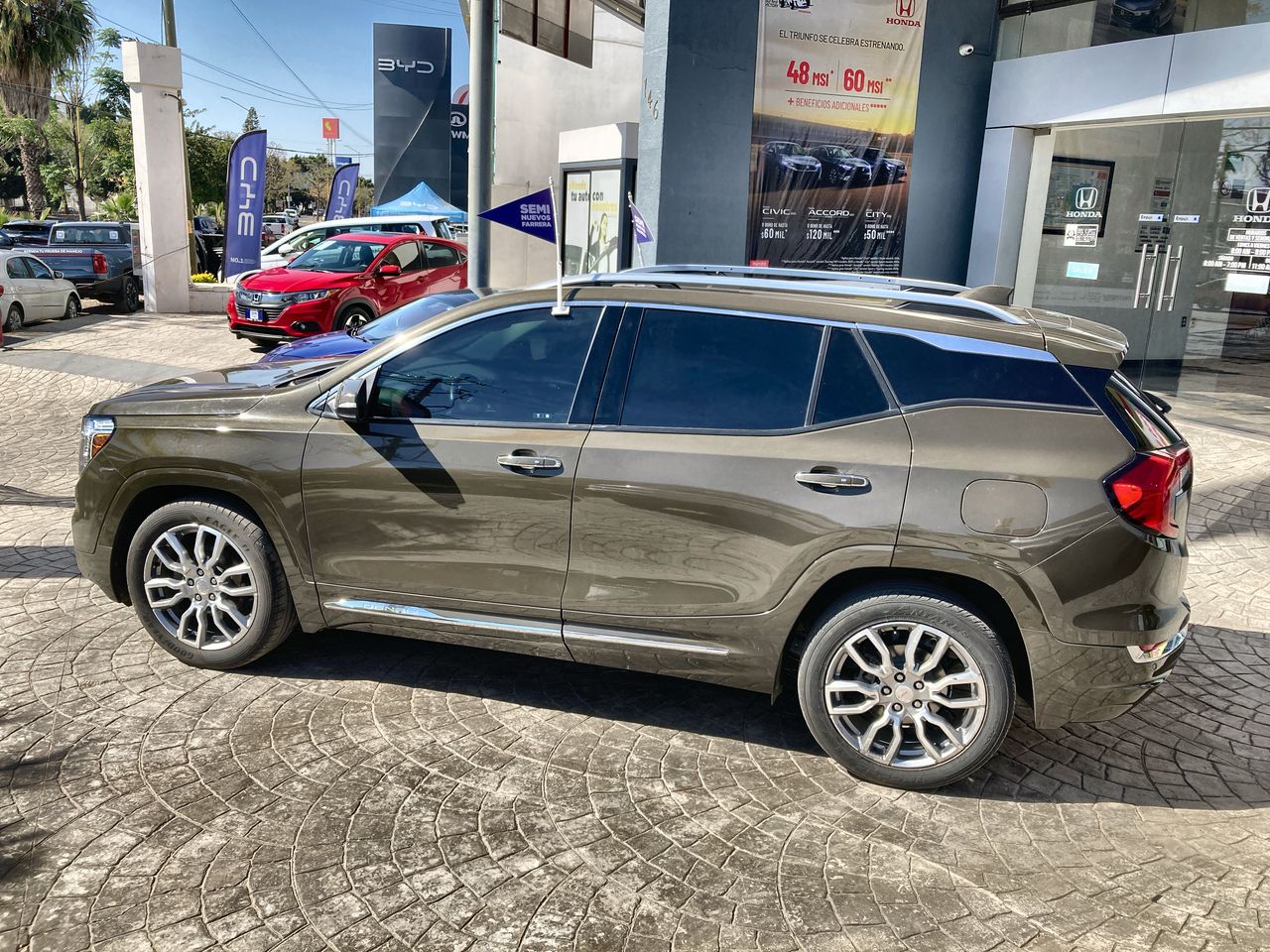 2023 GMC Terrain 1.5 Denali At