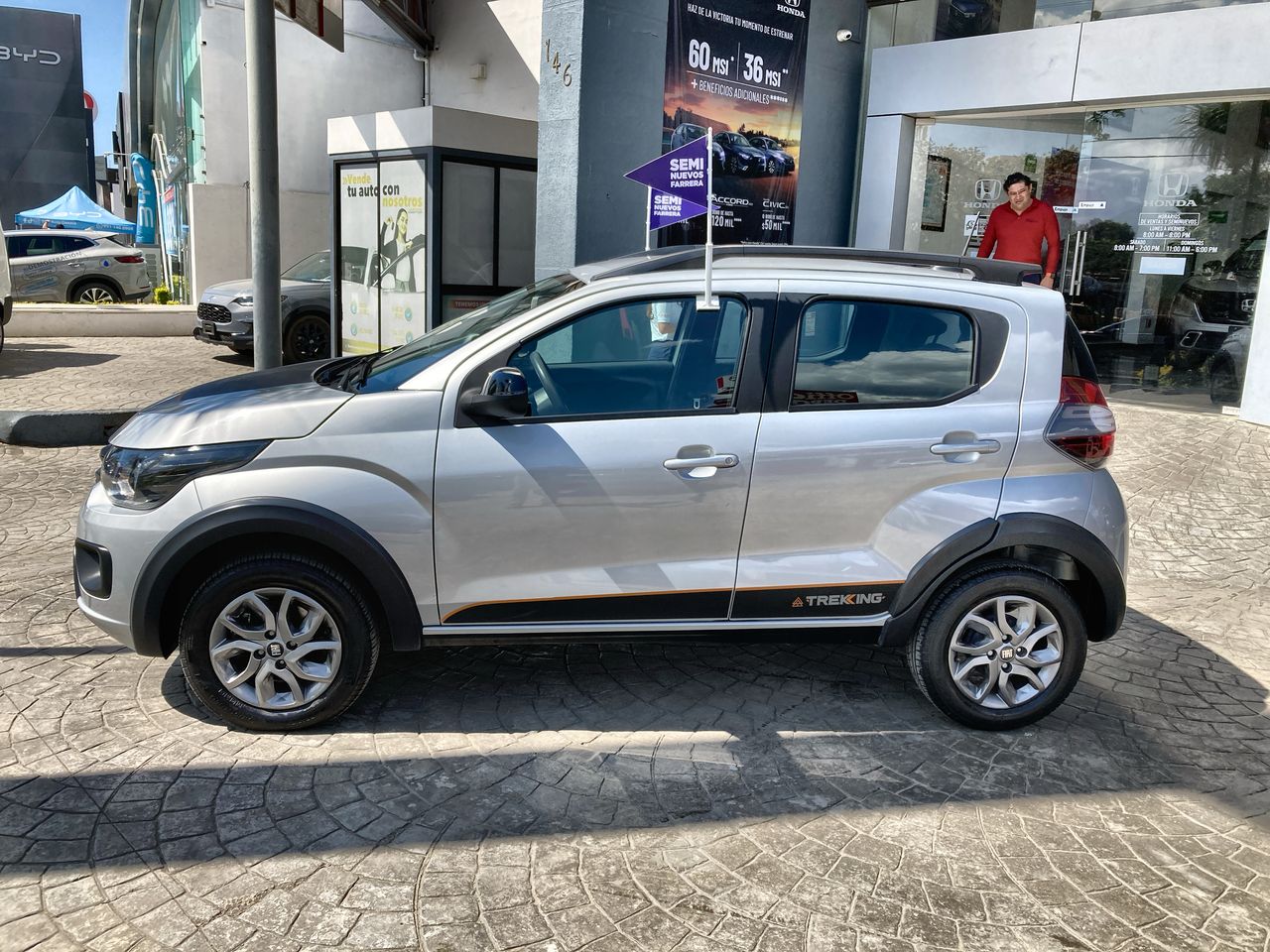2024 FIAT Mobi 1.0 Trekking Mt