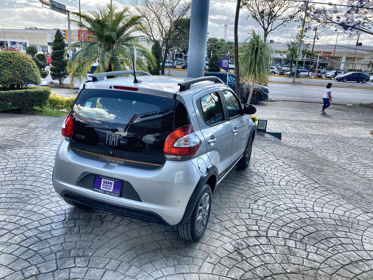 2024 FIAT Mobi 1.0 Trekking Mt